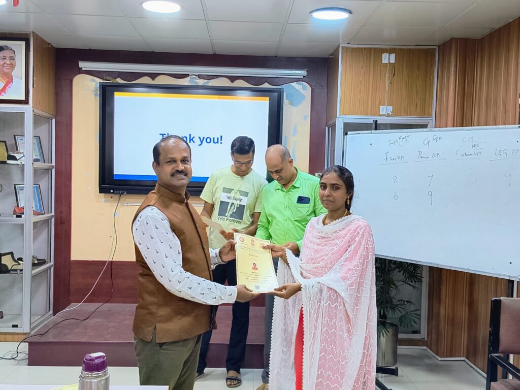 Dr. Gopal Sivakumar Awards Lean Six Sigma Black Belt and Green Belt Certificates at MSME, Campus Guindy