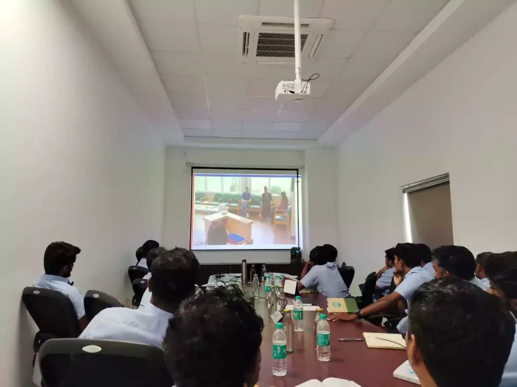 Enhancing Operational Excellence: Kaizen and 5S Training at CNH Moulds India Pvt. Ltd., Sriperumbudur, Chennai 5 1 Vision Excellence